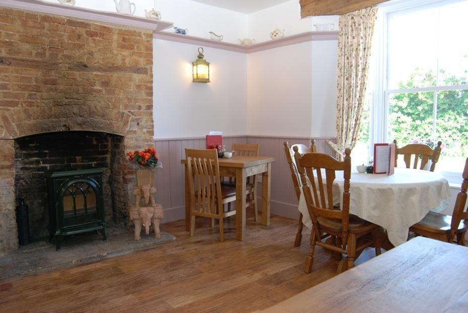 Old Riverview Guest House Earith Exterior photo