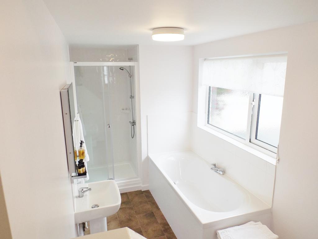 Old Riverview Guest House Earith Room photo